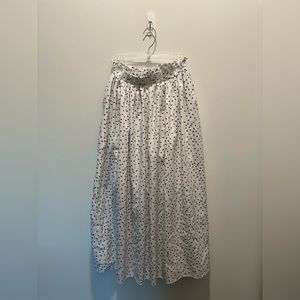 super cute polka dot midi skirt with elastic waistband and lining